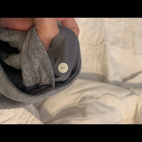 Lululemon gray straight leg - Picture 4 of 4